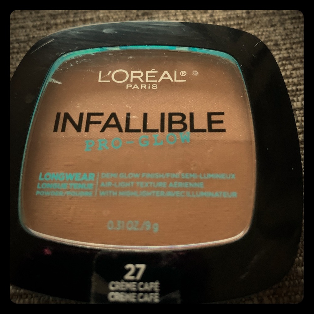 L’ OREAL Paris Infallible Pro Glow Powder